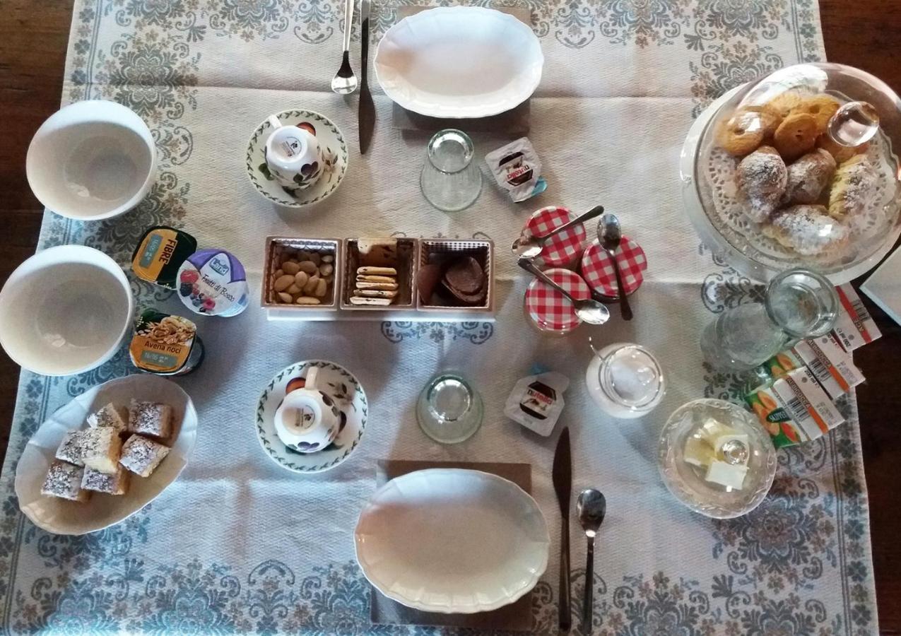 B&B Dell'Osteria Sant'Anatolia di Narco Ngoại thất bức ảnh