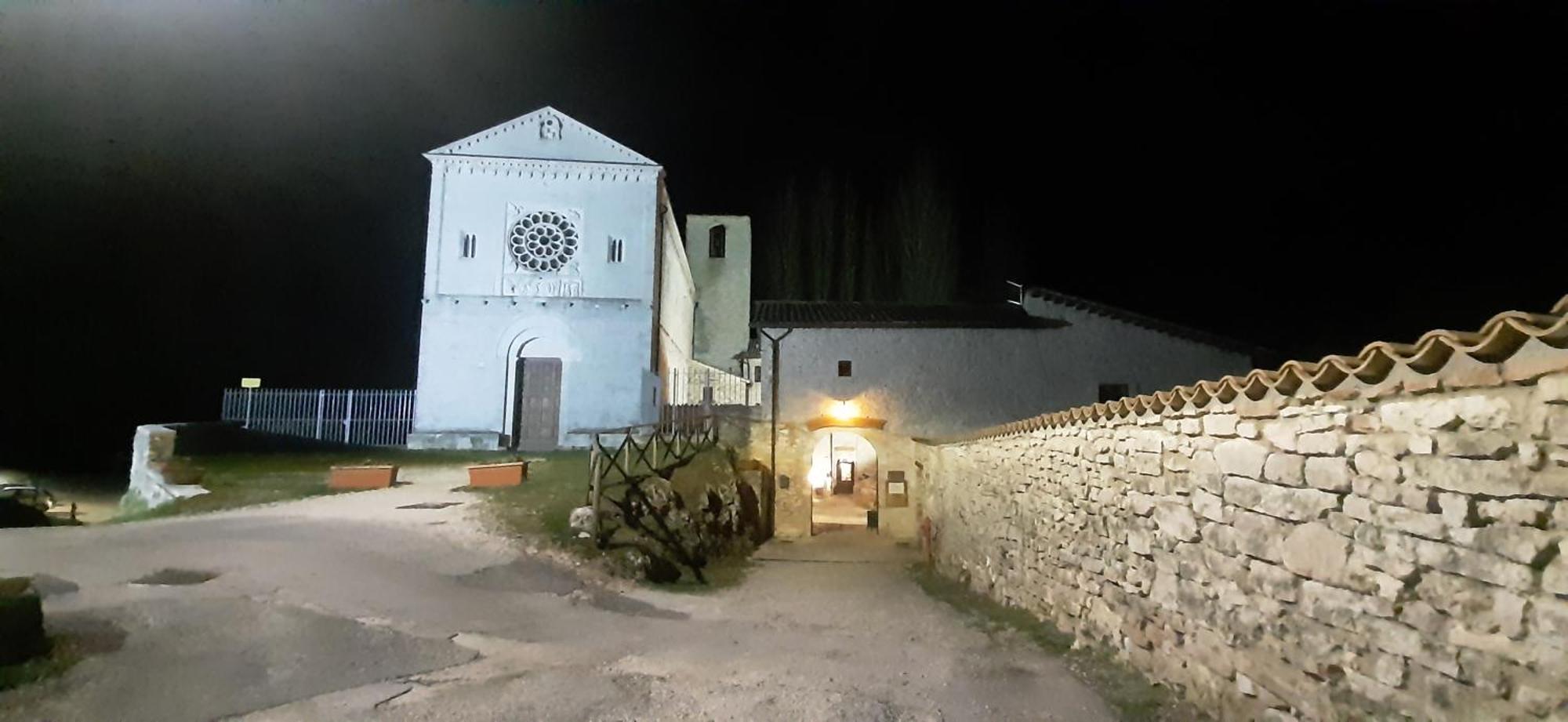 B&B Dell'Osteria Sant'Anatolia di Narco Ngoại thất bức ảnh